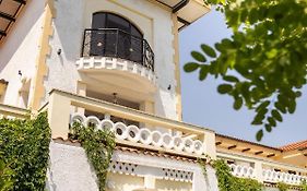 Vila Pontica
